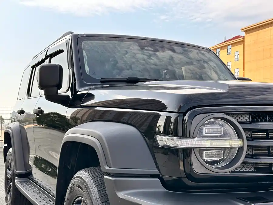 900x675_0_q87_c42_autohomecar__ChxpVWkimVGABzZCAAi90nFfcn0816.jpg.webp Used GWM Tank 300 2023 Off-Road Version 2.0T Conqueror