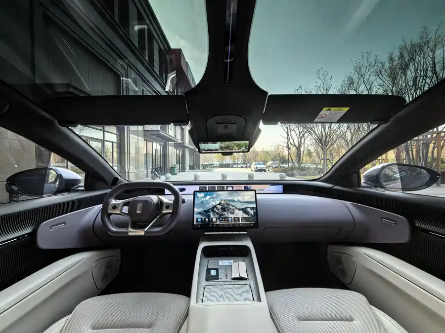 900x675_0_q87_c42_autohomecar__ChxpVWktLvSAC_qOAAblDiGGmJY511.jpg.webp Used Avita 12 2024 700 Triple Laser Rear Drive Luxury Edition