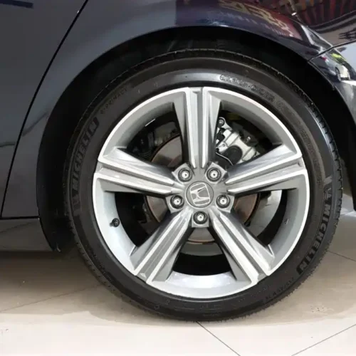 900x675_0_q87_c42_autohomecar__ChxpVWlDrdWADszyAAF103NN1r8011.jpg.webp Used Accord 2025 260TURBO Premium Edition