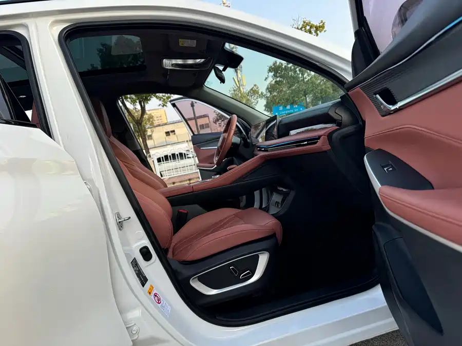 Used Changan CS75PLUS 2023 third generation 1.5T automatic premium model