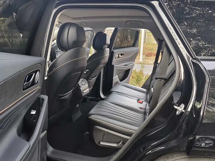 900x675_0_q87_c42_autohomecar__ChxpVWlQsU-AegqlAAOTJEIG5dM824.jpg.webp Used Tiggo 9 2023 2.0T dual-clutch two-wheel drive luxury version 7 seats