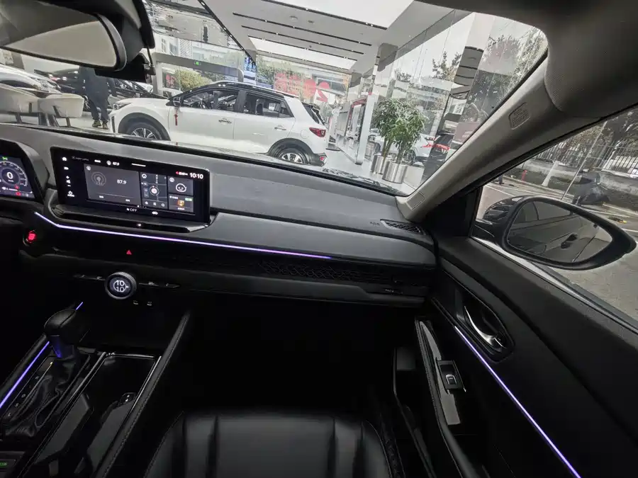 900x675_0_q87_c42_autohomecar__ChxpVWlR6oGAI92yAAUu8A6rjIg502.jpg.webp Used Accord 2023 260TURBO Smart Edition