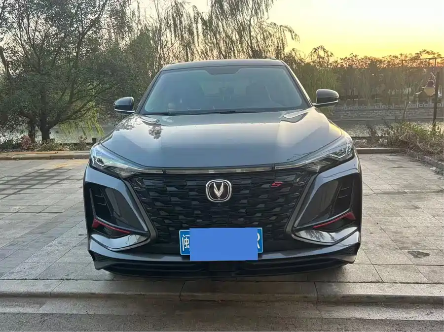 900x675_0_q87_c42_autohomecar__ChxpVWlRBZCADy6SAAdu85RBPrM793.jpg.webp Used Changan CS75PLUS 2022 1.5T automatic premium model