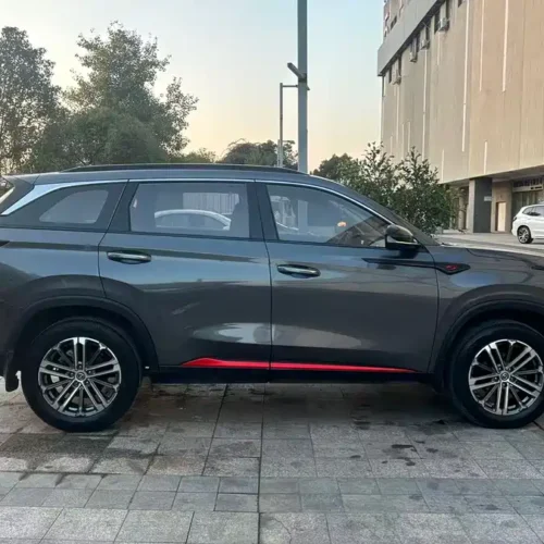 900x675_0_q87_c42_autohomecar__ChxpVWlRBZGAZ55_AArZfrVau2g277.jpg.webp Used Changan CS75PLUS 2022 1.5T automatic premium model