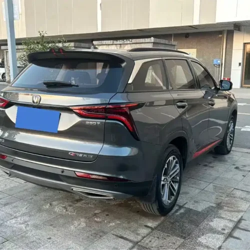 900x675_0_q87_c42_autohomecar__ChxpVWlRBZiAC_wgAAb5mwfaxaY082.jpg.webp Used Changan CS75PLUS 2022 1.5T automatic premium model