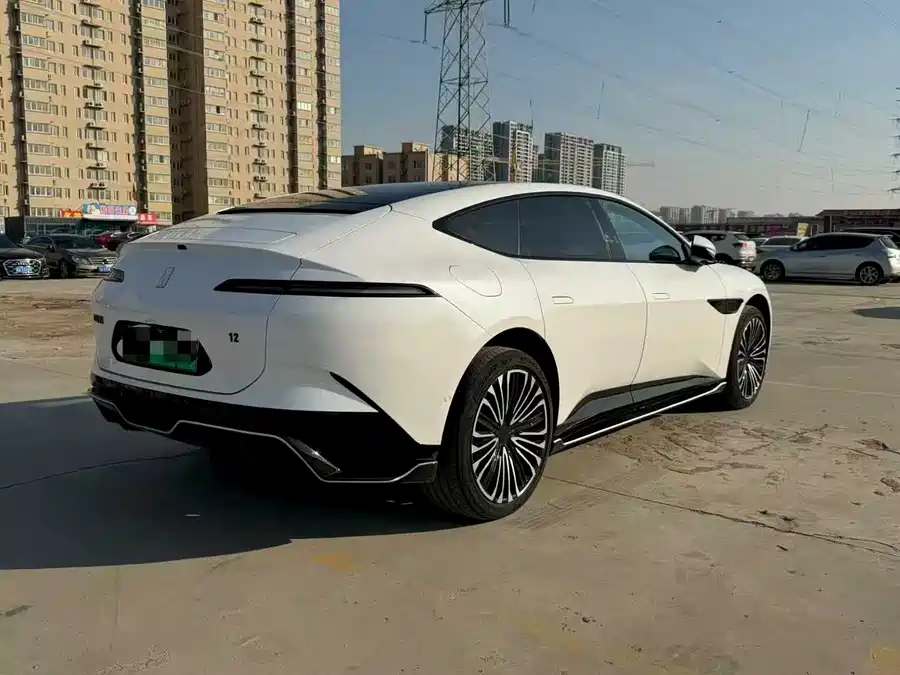 900x675_0_q87_c42_autohomecar__ChxpVWlR_GyAbjcoAAH70dx6-QI631.jpg.webp Used Avita 12 2025 Ultra range extended version