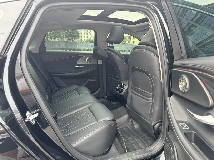 900x675_0_q87_c42_autohomecar__ChxpVWlTIf-Aa-nBAARg50ltRhc410.jpg.webp Used Chery Arrizo 8 2022 1.6T DCT Ya