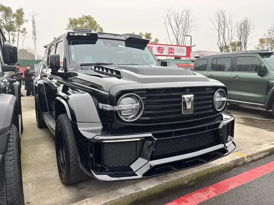 900x675_0_q87_c42_autohomecar__ChxpVWlTSsqAVgULAAuR8XT6oaI246.jpg.webp Used GWM Tank 300 2021 Off-Road Version 2.0T Conqueror