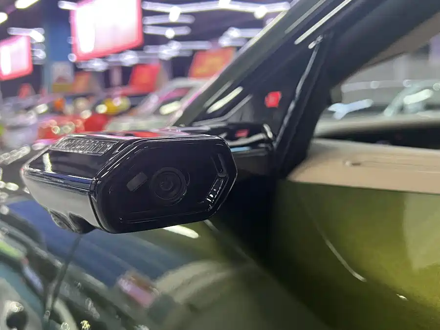 900x675_0_q87_c42_autohomecar__ChxpVWlXfz-AFOnMAARmwrIo5SA451.jpg.webp Used Avita 07 2024 Ultra range extended version four-wheel drive