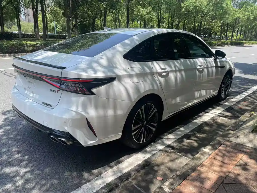 900x675_0_q87_c42_autohomecar__ChxpVWlXkzKAUo-vAAbMEWEBzKk789.jpg.webp Used Chery Arrizo 8 2023 high-energy version 2.0T DCT power