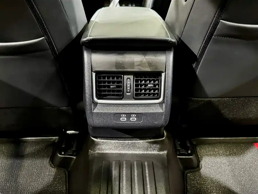 900x675_0_q87_c42_autohomecar__ChxpVWlY6HSAd-0TAAIk6evH0q0700.jpg.webp Used Camry 2026 Dual Engine 2.0HSE Sports Lite Edition