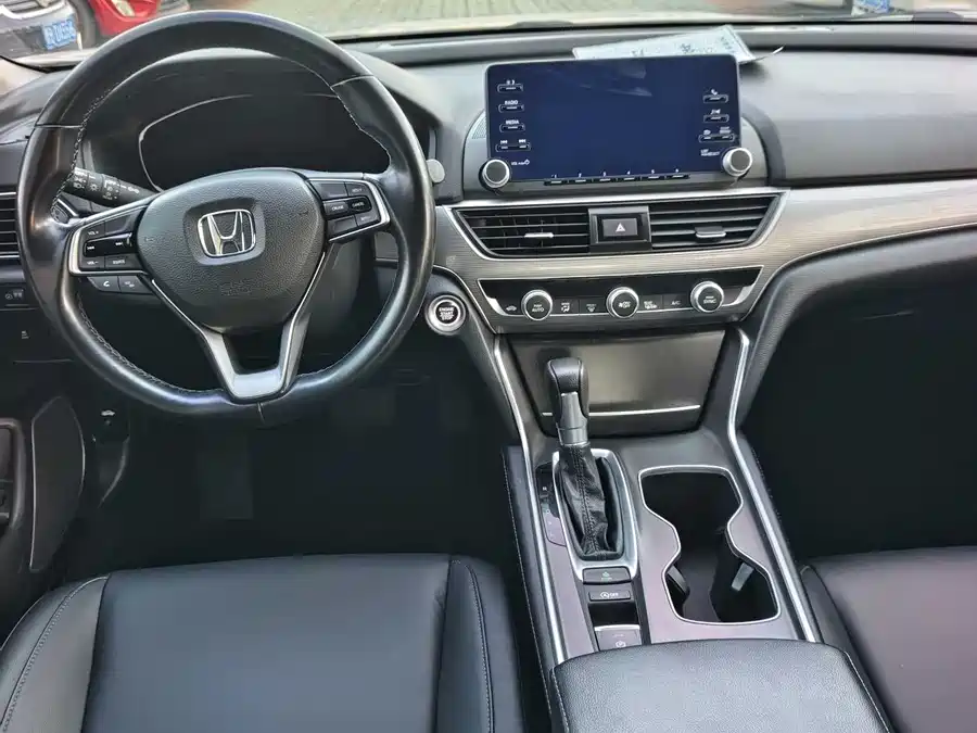 900x675_0_q87_c42_autohomecar__ChxpVWlaAaeAQv6_AAQuM-7hm_U353.jpg.webp Used Accord 2018 260TURBO Elite Edition National VI