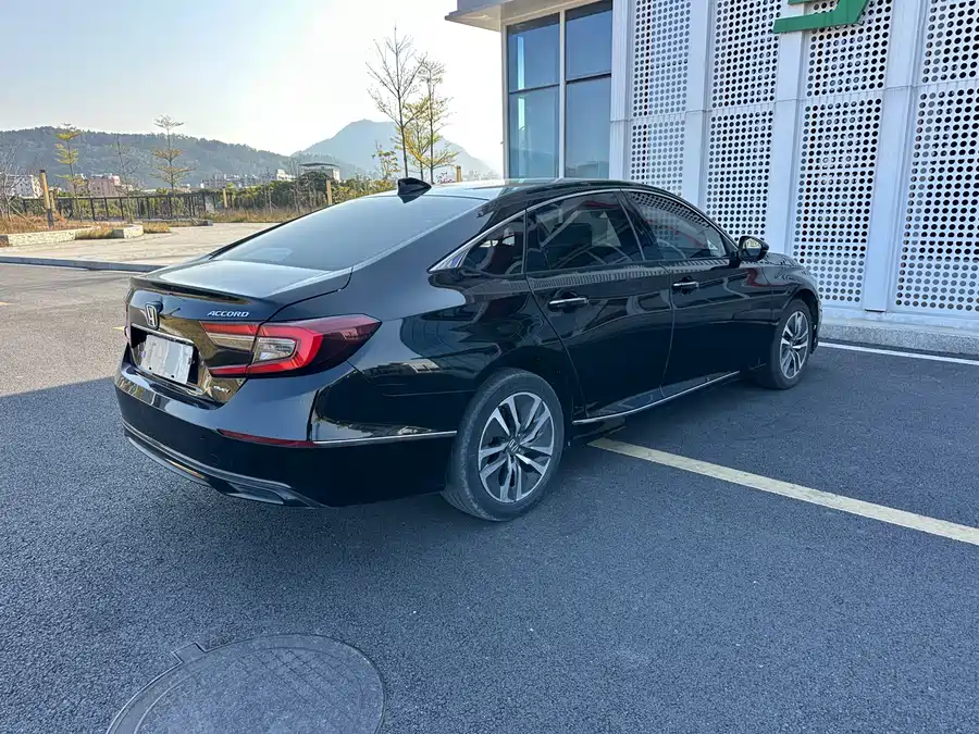 900x675_0_q87_c42_autohomecar__ChxpVWlaSD2AXWAuAA7VZnBsTIw780.jpg.webp Used Accord 2022 Rui·Hybrid 2.0L Magic Night·Rui Zun Edition