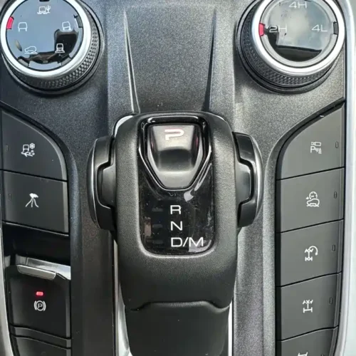 900x675_0_q87_c42_autohomecar__ChxpVWlbZiWAMOaFAAaa0N1DGx4550.jpg.webp Used GWM Tank 300 2021 Off-Road Version 2.0T Challenger