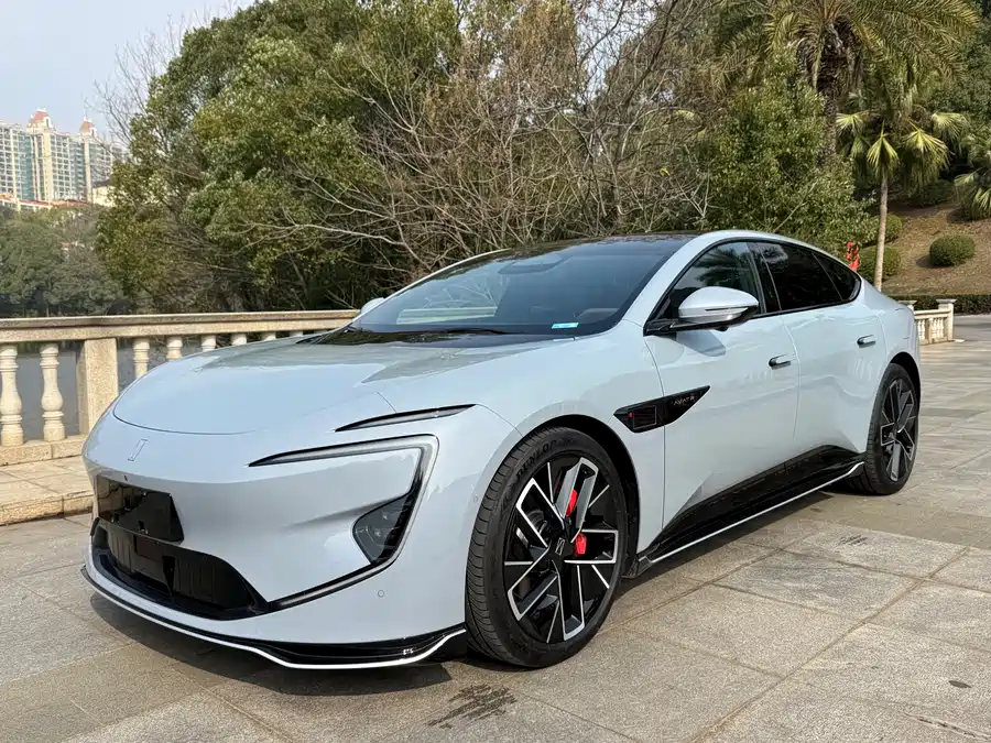 Used Avita 12 2023 650 triple laser four-wheel drive performance version