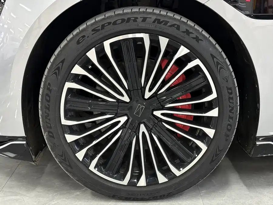 Used Avita 12 2024 650 triple laser four-wheel drive GT version