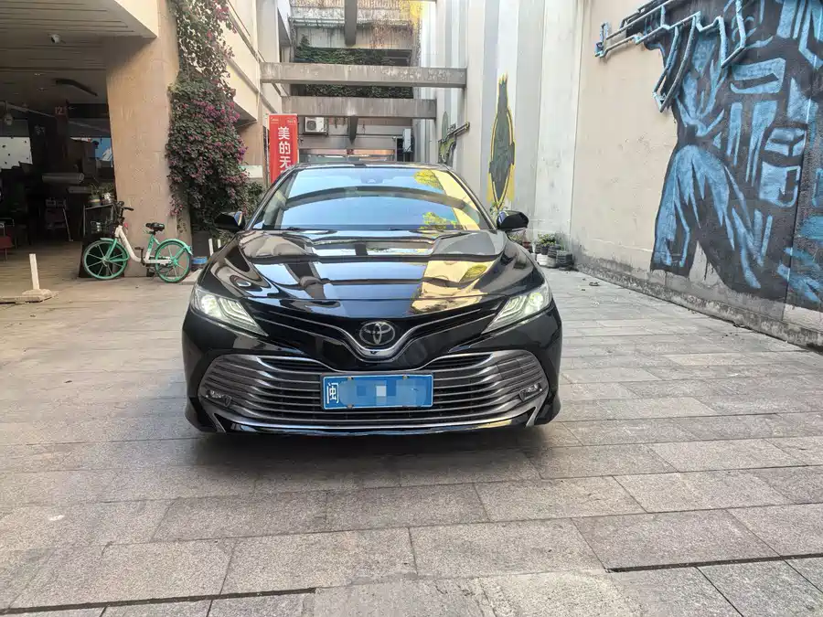 900x675_0_q87_c42_autohomecar__ChxpVWliBT2AP4G7AAtiIt4AIYE241.jpg.webp Used Camry 2018 2.5G Deluxe Edition