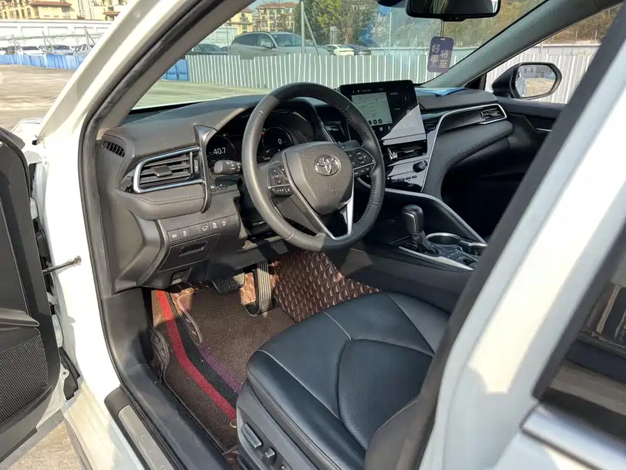 Used Camry 2023 2.5G Deluxe Edition