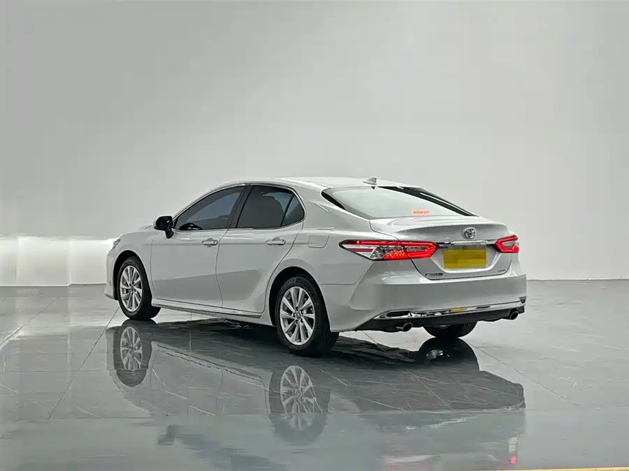 900x675_0_q87_c42_autohomecar__ChxpVWlktweAHPj7AAE9HvJw6WI031.jpg.webp Used Camry 2023 2.0G Deluxe Edition