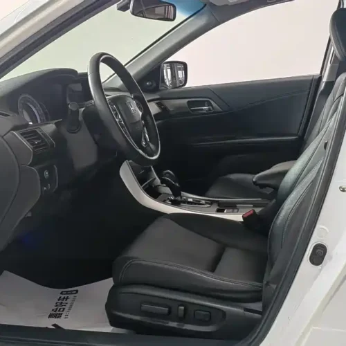 900x675_0_q87_c42_autohomecar__ChxpVWlnKe6AQA8xAAKqwhQLako954.jpg.webp Used Accord 2014 2.0L EXN Deluxe Navigation Edition