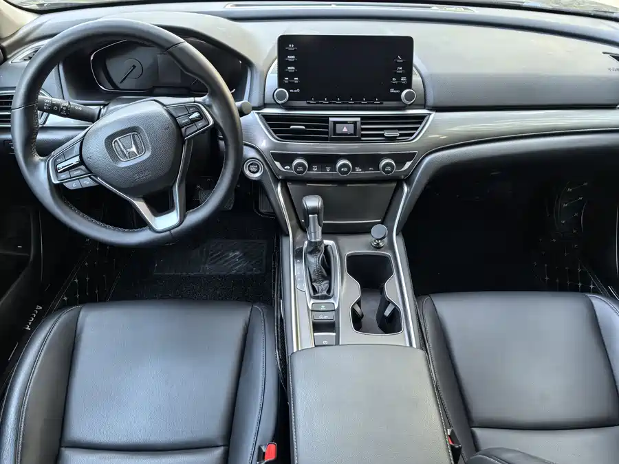 900x675_0_q87_c42_autohomecar__ChxpVWlrR5SAFoH1AAaWkNOuqEs368.jpg.webp Used Accord 2018 260TURBO Elite Edition National VI