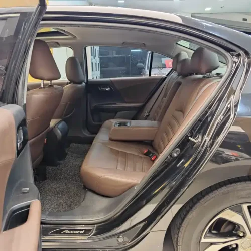 900x675_0_q87_c42_autohomecar__ChxpVmj8QnGABVkMAAXnnCfWcA0055.jpg.webp Used Accord 2016 2.0L Comfort Edition