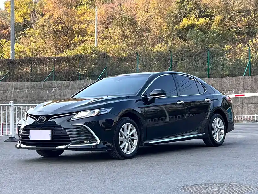 Used Camry 2023 2.0G Deluxe Edition