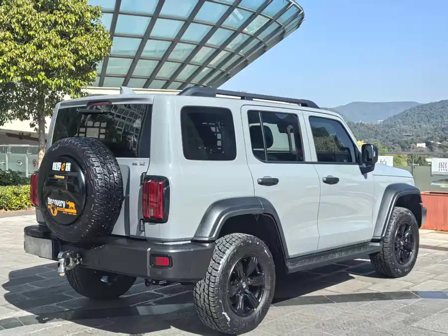 900x675_0_q87_c42_autohomecar__ChxpVmk2MlGAJ9rjAAjp2ygKUmg916.jpg.webp Used GWM Tank 300 2021 Off-Road Version 2.0T Conqueror