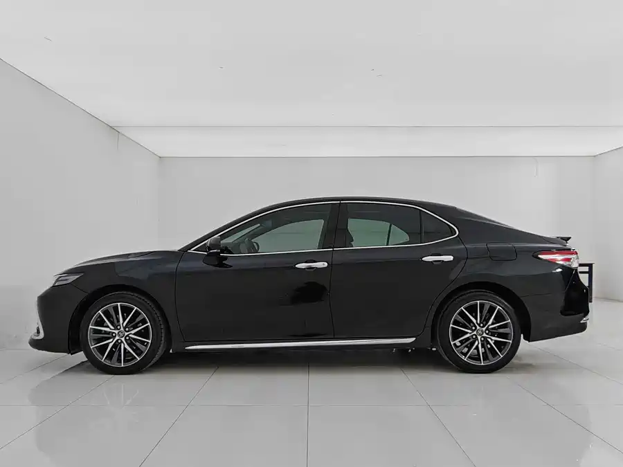 900x675_0_q87_c42_autohomecar__ChxpVmk2yT2ACG35AAF74gX3gpw061.jpg.webp Used Camry 2023 2.5G Deluxe Edition