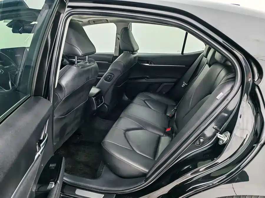 900x675_0_q87_c42_autohomecar__ChxpVmk2yUCAP3tqAAQIVLEr8k4035.jpg.webp Used Camry 2023 2.5G Deluxe Edition