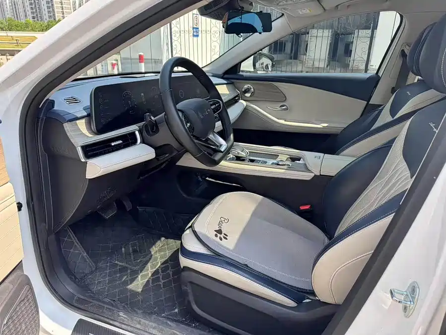 900x675_0_q87_c42_autohomecar__ChxpVmk5oEWAQcOVAASmU8HzE7c250.jpg.webp Used Chery Arrizo 8 2022 1.6T DCT Premium