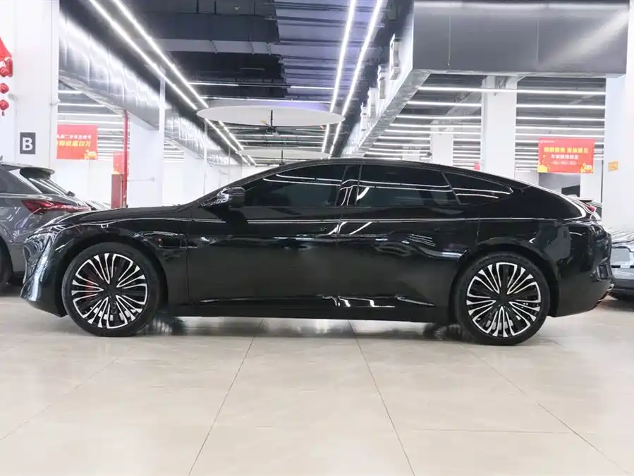 900x675_0_q87_c42_autohomecar__ChxpVmkWs62ASO3IAAG0IKfoH6M446.jpg.webp Used Avita 12 2025 Ultra range extended version