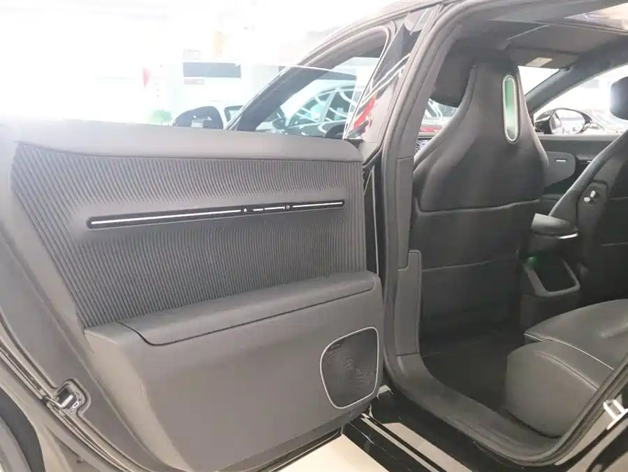 900x675_0_q87_c42_autohomecar__ChxpVmkWs9-AbyCFAAF5sKUHbK4568.jpg.webp Used Avita 12 2025 Ultra range extended version