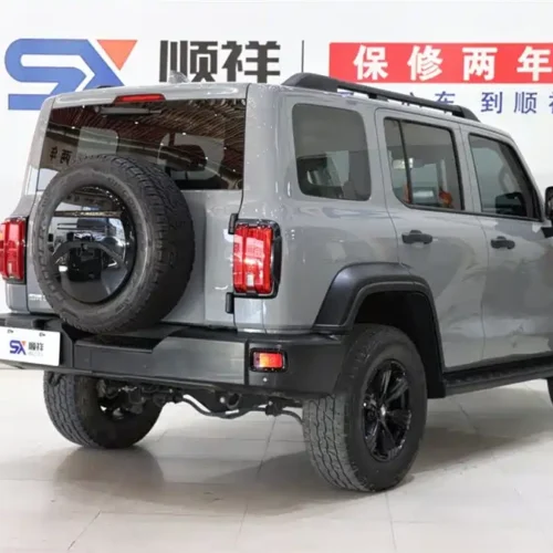 900x675_0_q87_c42_autohomecar__ChxpVmkhVaSAZbEwAAFdHxWn_wM258.jpg.webp Used GWM Tank 300 2021 Off-Road Version 2.0T Conqueror