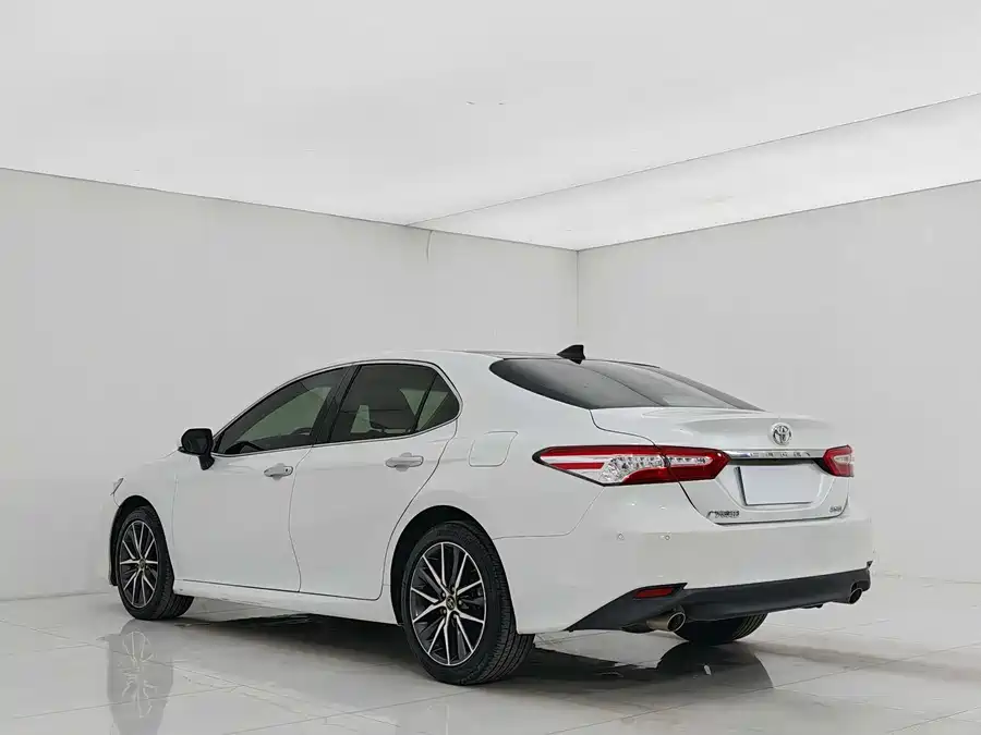 900x675_0_q87_c42_autohomecar__ChxpVmkqsRCALCs1AAG5hYYqswM606.jpg.webp Used Camry 2021 2.5G Deluxe Edition