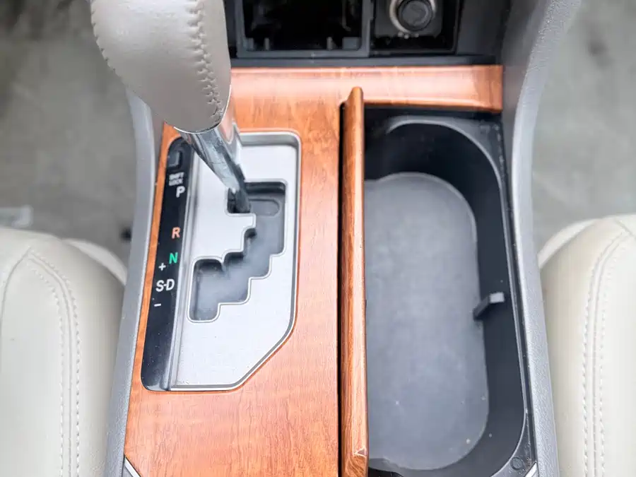 900x675_0_q87_c42_autohomecar__ChxpVmkr-kuABzyaAAgPBk-3GB0676.jpg.webp Used Camry 2010 240G Deluxe Edition
