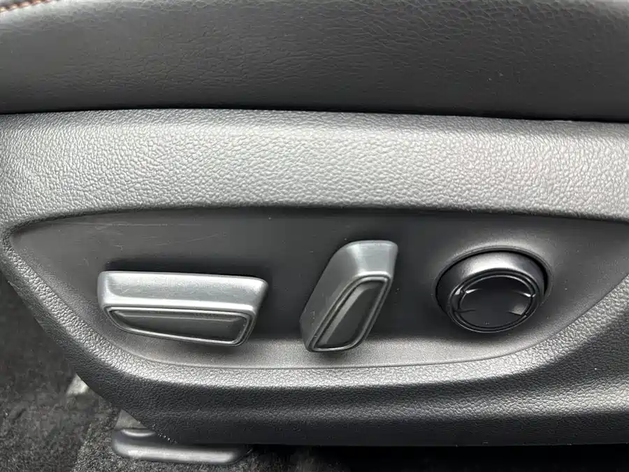 900x675_0_q87_c42_autohomecar__ChxpVmlEx8GAZmgZAAJtQgOMAQU565.jpg.webp Used Camry 2023 2.0G Deluxe Edition