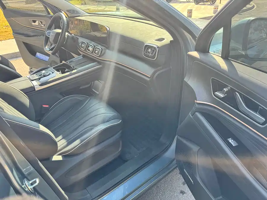 900x675_0_q87_c42_autohomecar__ChxpVmlGLZaAbMw8AAjgd7TW4UE825.jpg.webp Used Tiggo 9 2023 2.0T dual-clutch two-wheel drive premium version 5 seats