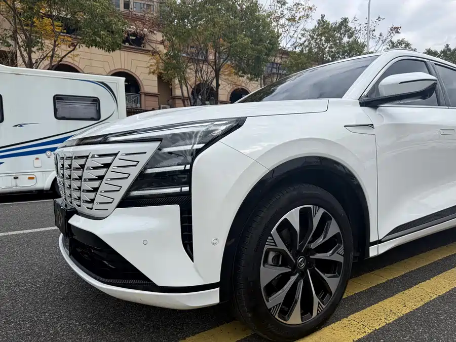 Used Changan CS75PLUS 2025 fourth generation UItra 2.0T New Blue Whale Smart Intelligent Engine