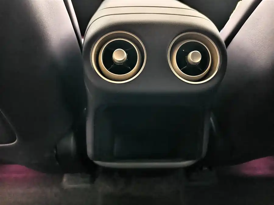 900x675_0_q87_c42_autohomecar__ChxpVmlMqtaAVUuEAAExeR6cFx0261.jpg.webp Used Avita 07 2024 Max extended range version