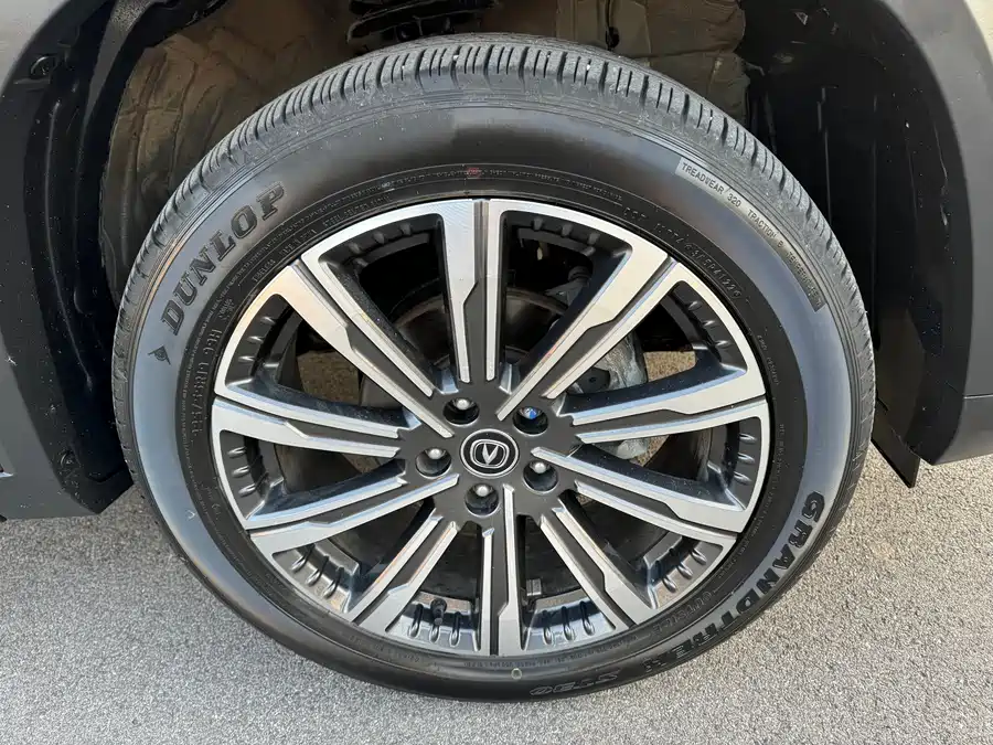 900x675_0_q87_c42_autohomecar__ChxpVmlOMauASHTIAA1g7CUyJ7E912.jpg.webp Used Changan CS75PLUS 2022 second generation 1.5T automatic premium model