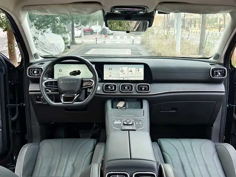 900x675_0_q87_c42_autohomecar__ChxpVmlQsU6AAQ6zAANYSzYslBM779.jpg.webp Used Tiggo 9 2023 2.0T dual-clutch two-wheel drive luxury version 7 seats