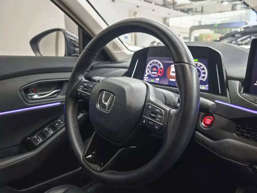 900x675_0_q87_c42_autohomecar__ChxpVmlR6oGAZCvbAAPkQCZ3eSA924.jpg.webp Used Accord 2023 260TURBO Smart Edition