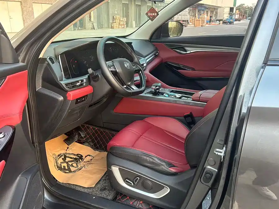 900x675_0_q87_c42_autohomecar__ChxpVmlRBZKAJJBSAAlJ39ZXehk378.jpg.webp Used Changan CS75PLUS 2022 1.5T automatic premium model