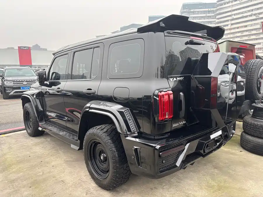 900x675_0_q87_c42_autohomecar__ChxpVmlTSsqAQH64AApyysii3Go486.jpg.webp Used GWM Tank 300 2021 Off-Road Version 2.0T Conqueror