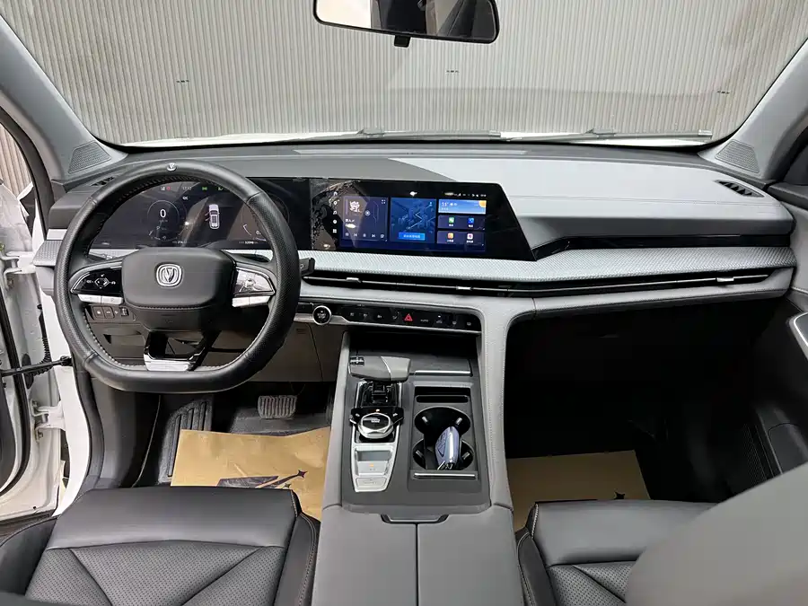 900x675_0_q87_c42_autohomecar__ChxpVmlV7UGAFkDnAAZKS0UUUVM944.jpg.webp Used Changan CS75PLUS 2022 second generation 1.5T automatic premium model