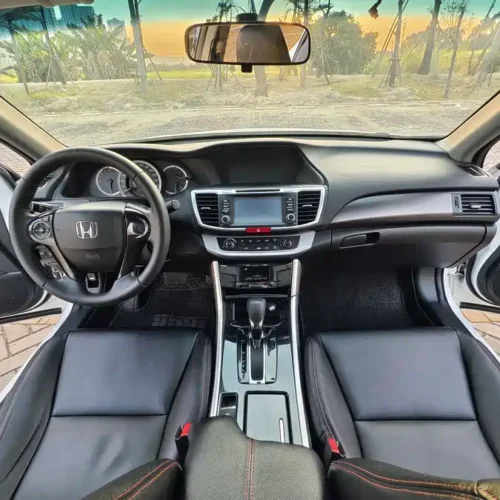 900x675_0_q87_c42_autohomecar__ChxpVmlbj8iAYV8wAAfkq7YAyB0611.jpg.webp Used Accord 2015 2.0L LX Comfort Edition