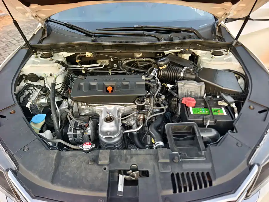 900x675_0_q87_c42_autohomecar__ChxpVmlbj8yASW2YAAZsvulUL00160.jpg.webp Used Accord 2015 2.0L LX Comfort Edition