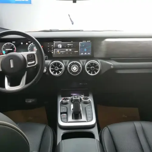 900x675_0_q87_c42_autohomecar__ChxpVmlbqGuACbJKAAE6GhQbwUM901.jpg.webp Used GWM Tank 300 2021 Off-Road Version 2.0T Conqueror