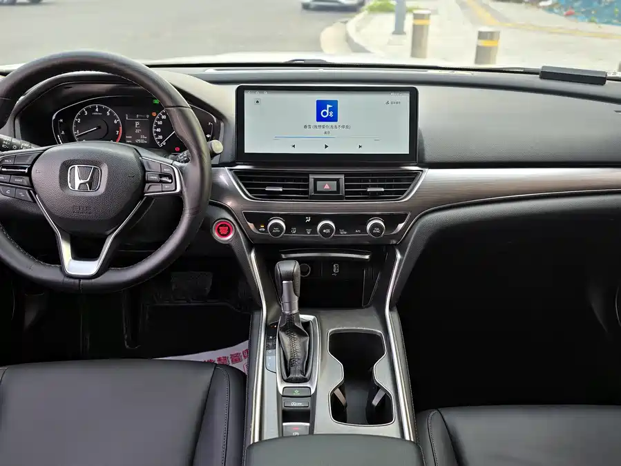 900x675_0_q87_c42_autohomecar__ChxpVmlbrEaAO7d4AA8v5toLSpE602.jpg.webp Used Accord 2021 260TURBO Luxury Starry Sky Limited Edition